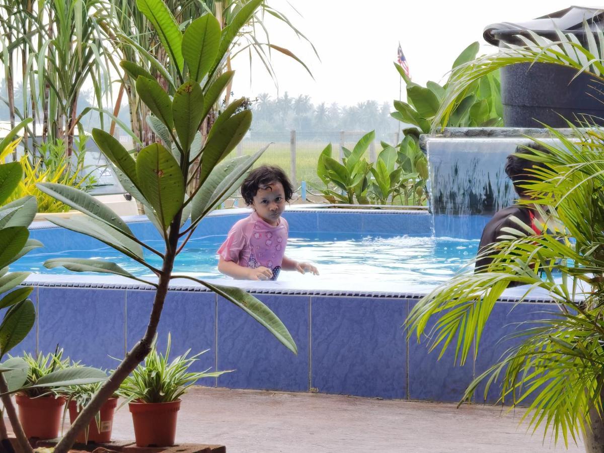 Dangau Sala D'Kontena Alor Setar Esterno foto